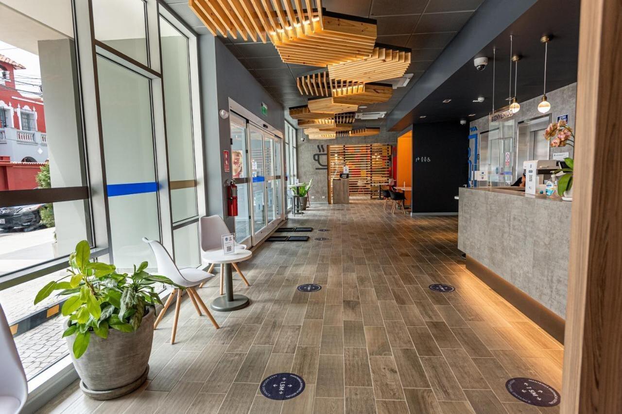 Ibis Budget Lima Miraflores Экстерьер фото